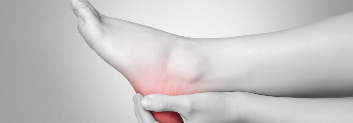 Robin Kiashek Osteopath London W1-Foot pain